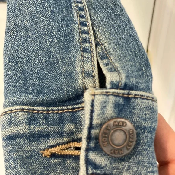 Jean jacket - Picture 4 of 8